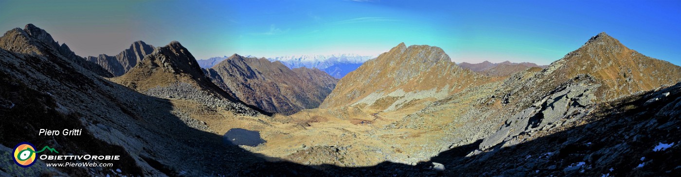 51 In cresta per il Tartano a dx con vista su Val Budria-Valtellina.jpg